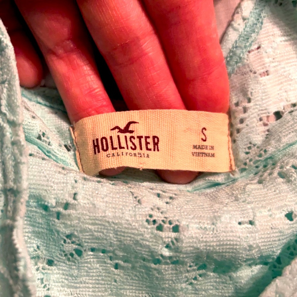 Hollister Mint green lace tank top (small) - Picture 3 of 3